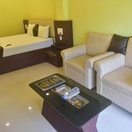Golden View Resort And Restaurant Tajpur Esterno foto
