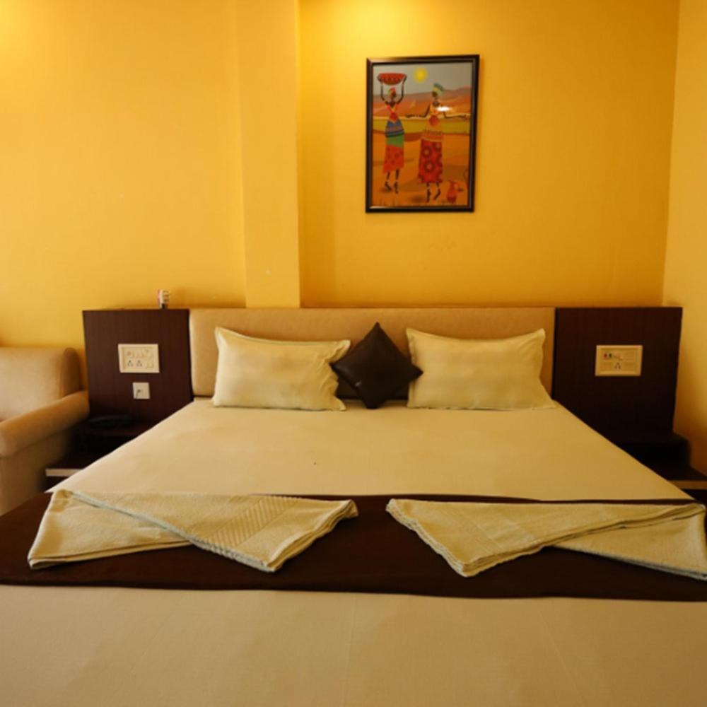 Golden View Resort And Restaurant Tajpur Esterno foto