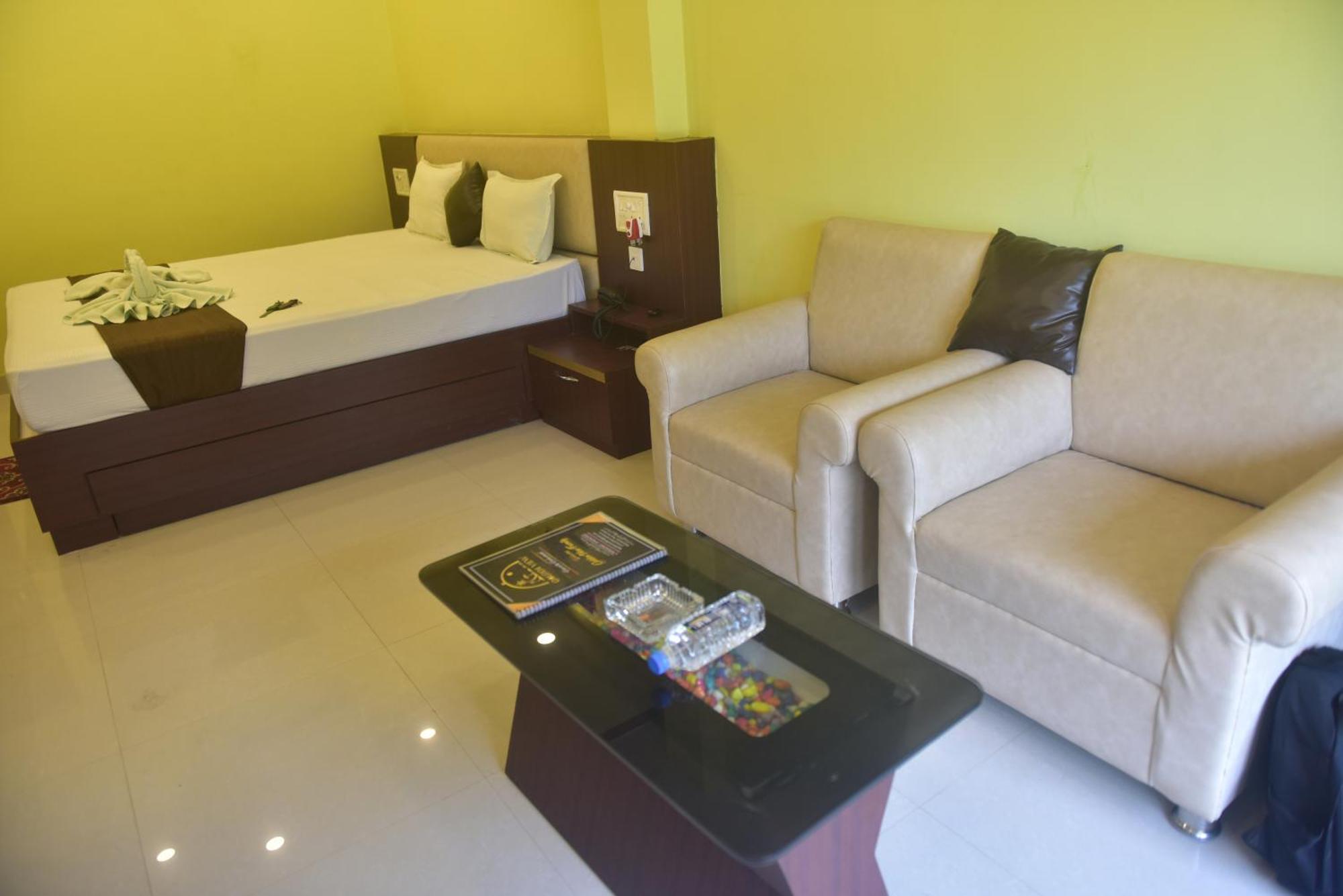 Golden View Resort And Restaurant Tajpur Esterno foto