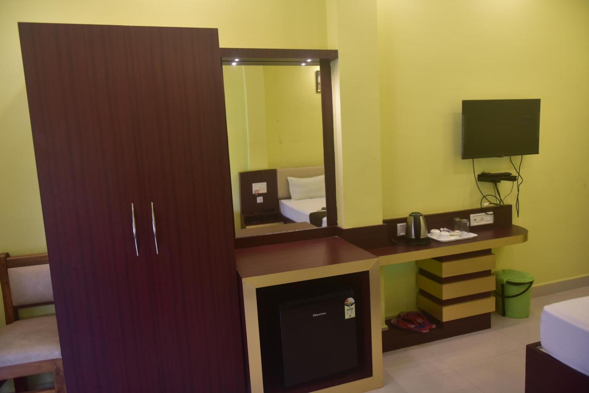 Golden View Resort And Restaurant Tajpur Esterno foto