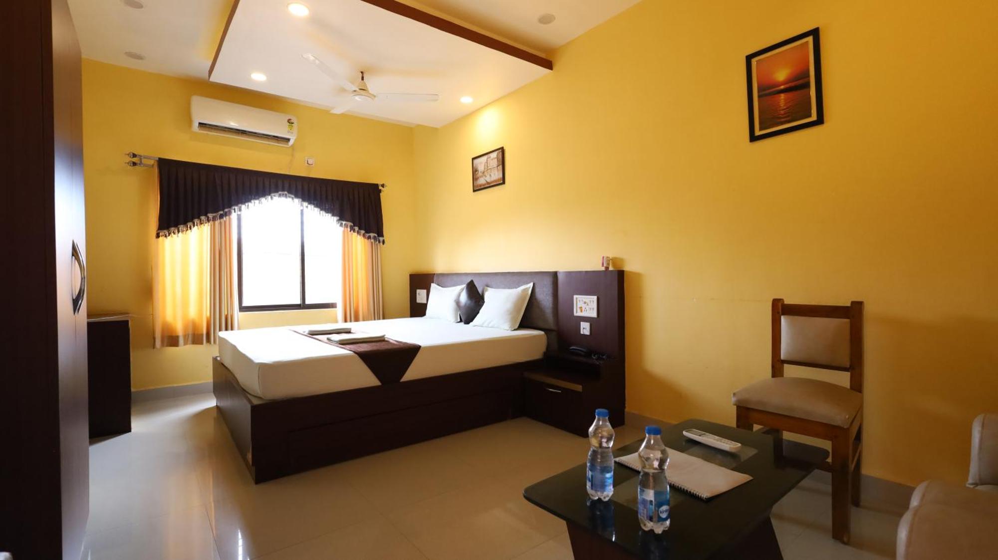 Golden View Resort And Restaurant Tajpur Esterno foto