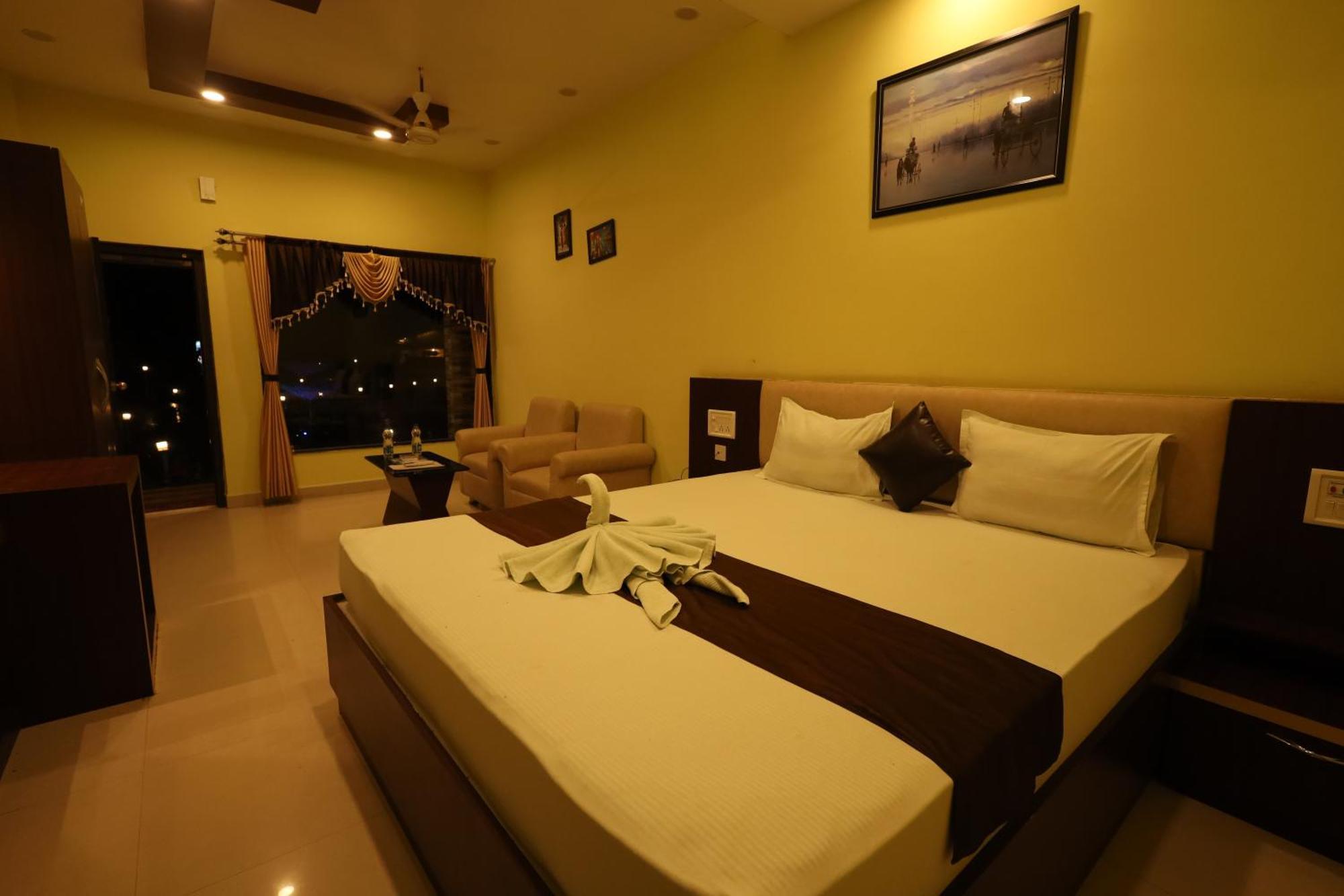 Golden View Resort And Restaurant Tajpur Esterno foto
